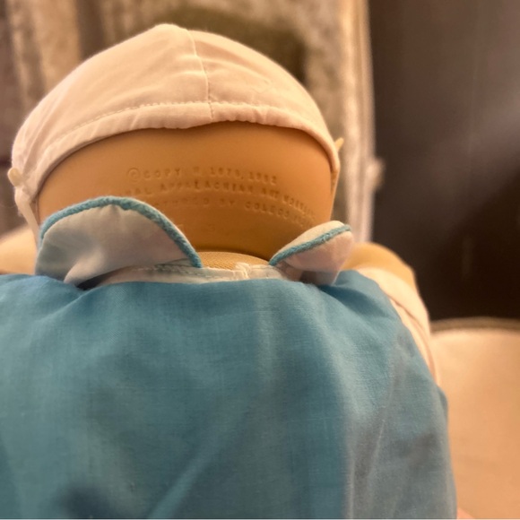 Vintage cabbage patch doll preemie with originalal outfit - Picture 5 of 9